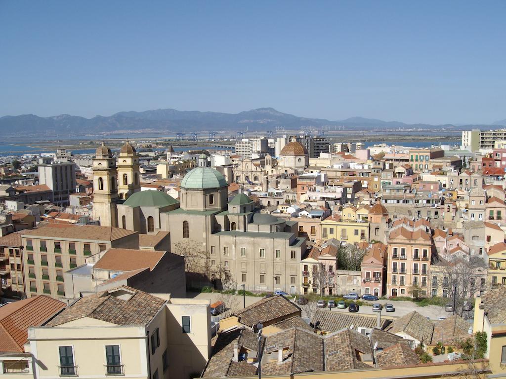 Albergo La Perla Cagliari Zewnętrze zdjęcie